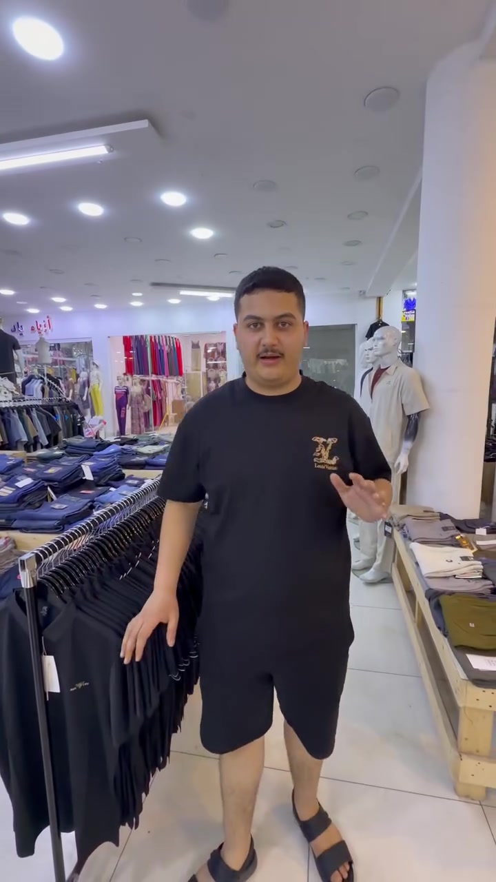 يا الله عروضات الرجالي تيشرت ياخه متوفر جميع الموديلات الماركه بنطرون رجالي كصه عدله متوفر جميع الماركات و القياسات قياس خاص و عادي متوفر


**إذا كنت صاحب هذا الإعلان وتريد حذفه لأي سبب، رجاءا أرسل رسالة إلى الدعم الفني**
