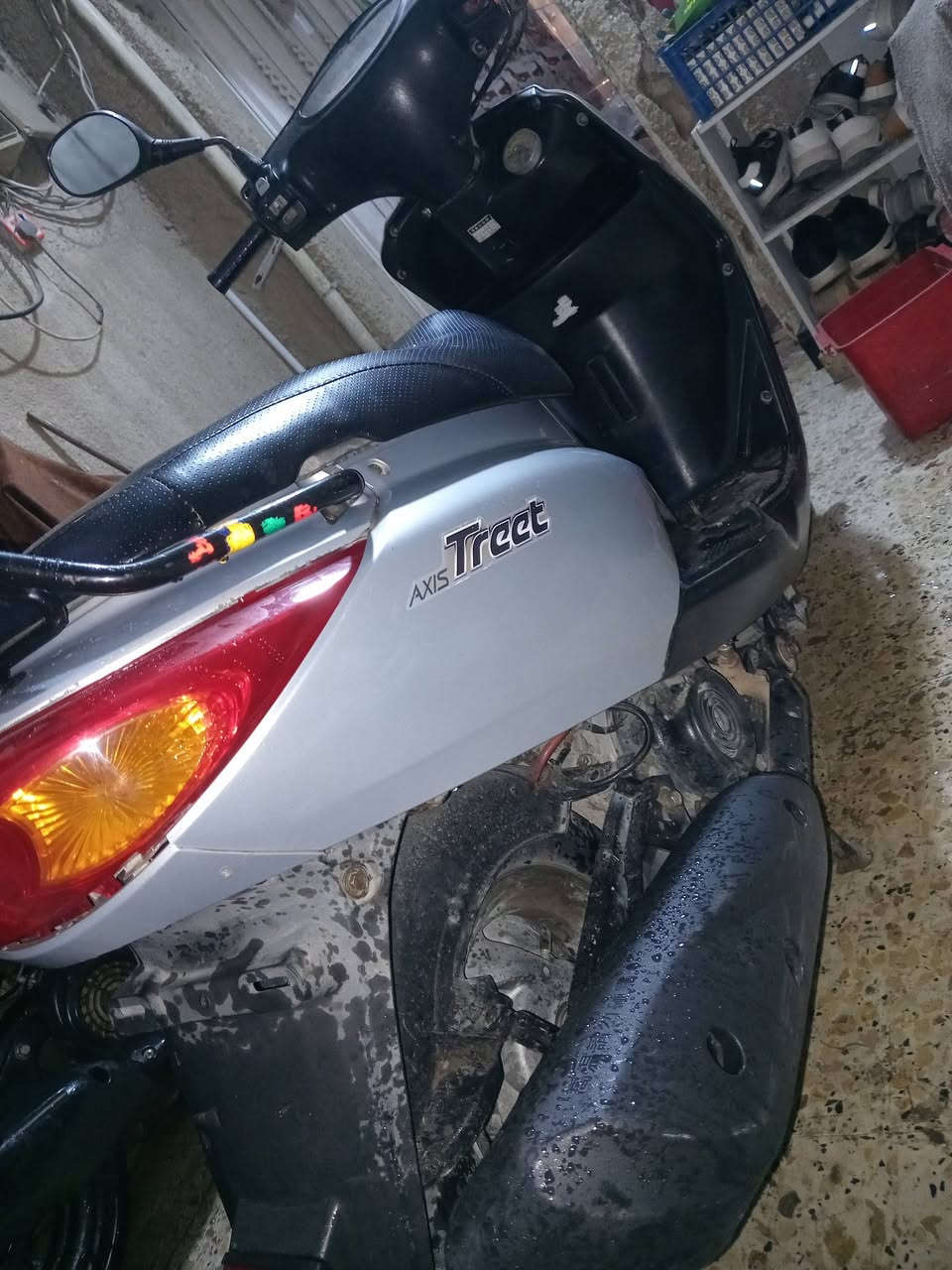 اكزز ياباني استان حساس كهربائي سعر نص قيمتها ٧٥٠ دراجه لوك نضيفه بلاديه معدل وشلعه مكينه. خرسه مكان بغداد الحريه رقم ***********
