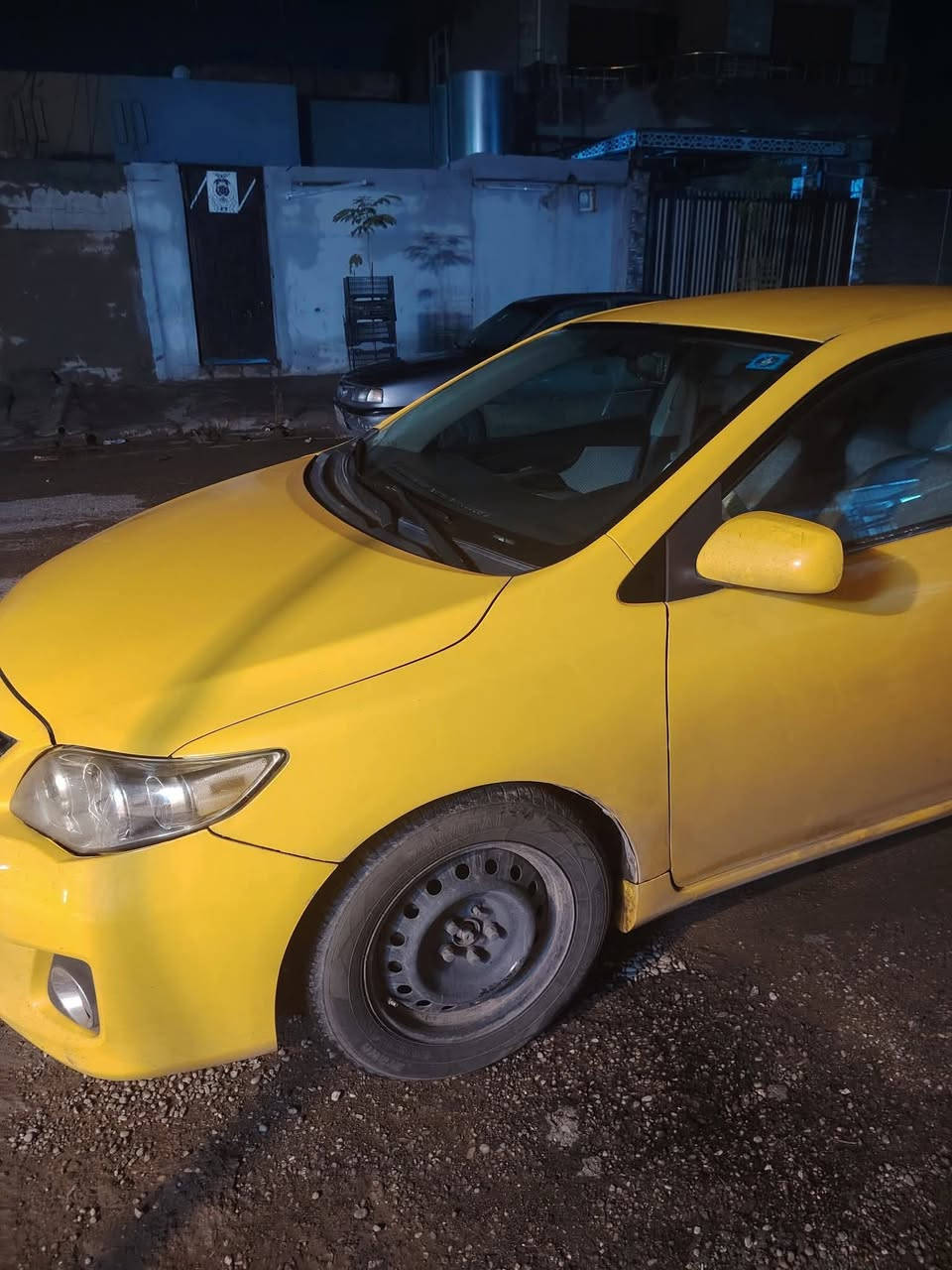 كورله تكسي موديل 2013 رقم نينوى مشروع وطني باسمي ضررها جامرلغ الي ورا السايق وقبق الصندوق مبدل ابلادي كير ومحرك بالشرطط
تدفه وتبريد سياره جاهزه دوشمه كامل
سعرها خاص او اتصل 
***********
