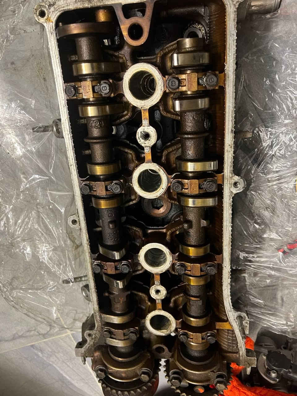 السلام عليكم كور كامري ٢٠٠٧وارد 
مكينه ٢٤٠٠جديد بمعنى الكلمه ***********
