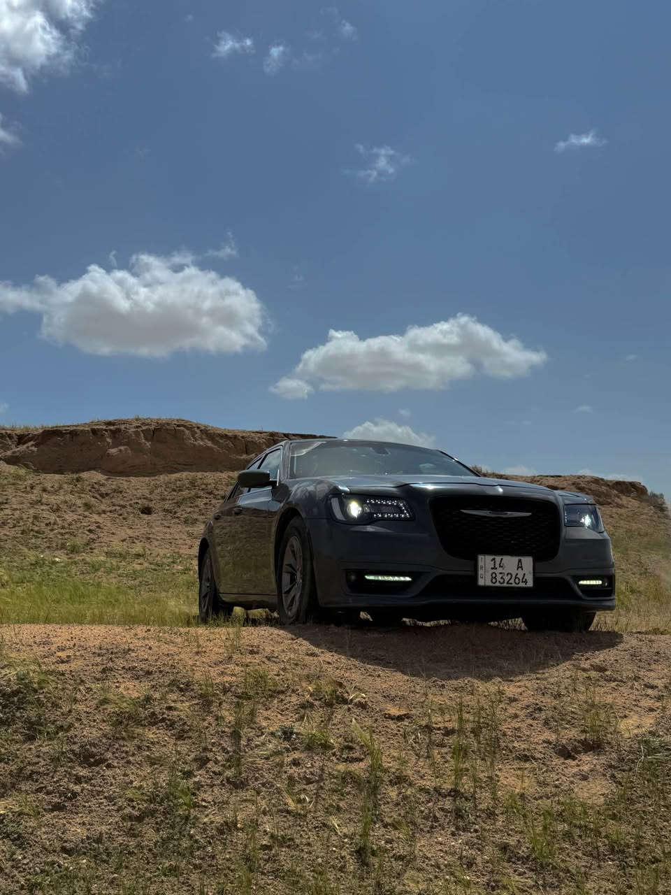 كرايسلر اوباما مديل 2020 اصل 17 بصره باسمي حادث جاملغ وبنيد فقط السعر 175 
هاتف ***********
