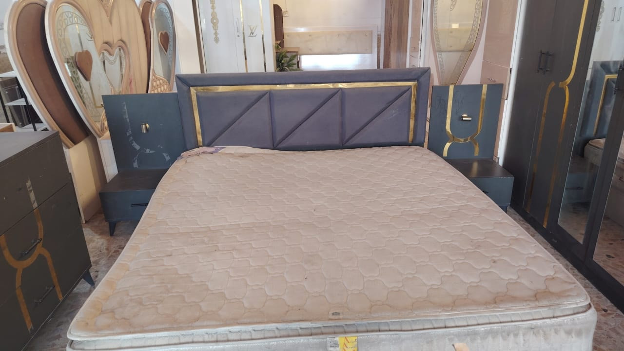 ٣٧٥ الف مع النقل والشد


**إذا كنت صاحب هذا الإعلان وتريد حذفه لأي سبب، رجاءا أرسل رسالة إلى الدعم الفني**