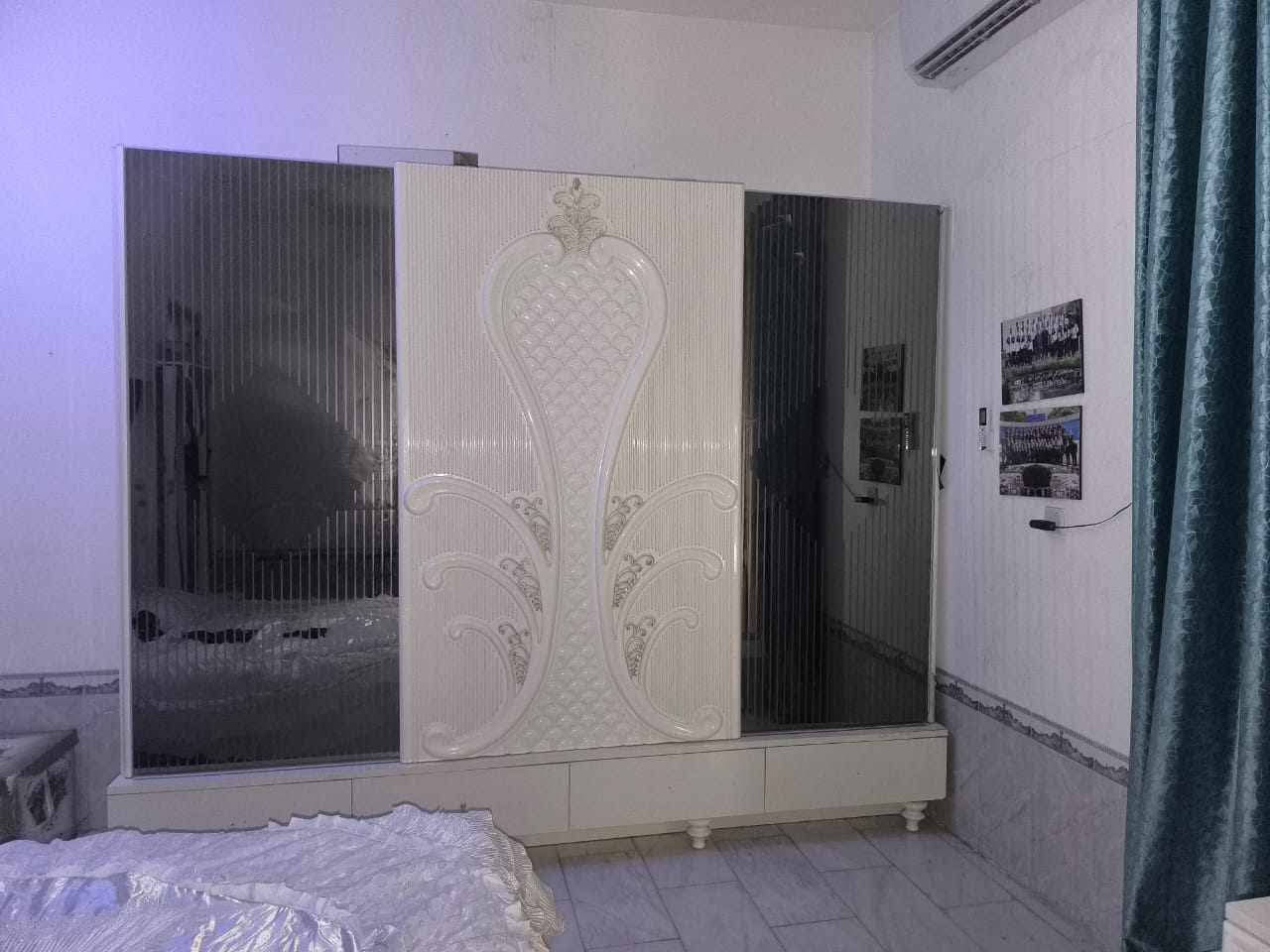 غرفه تركي خمس قطع نظيفه جدا 
السعر 575 بيها مجال 
بابا الشوملي


**إذا كنت صاحب هذا الإعلان وتريد حذفه لأي سبب، رجاءا أرسل رسالة إلى الدعم الفني**