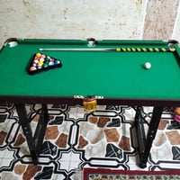 طاولة بلياردو منزلية صغيرة. 120 سم طول  60 سم عرض 75 سم اتفاع  سهلة ال...