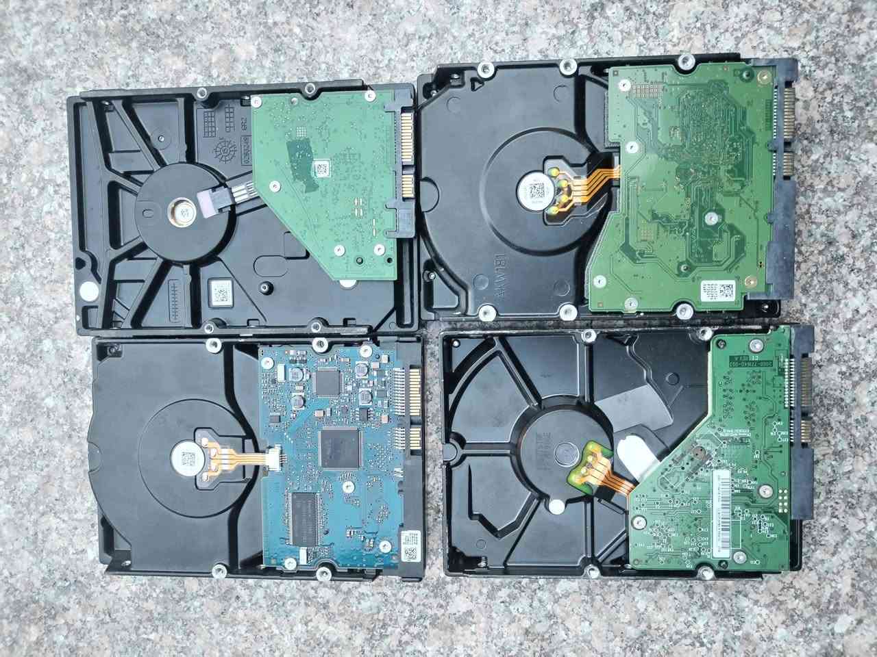 سلام عليكم اخوان عندي هاردات لبيع السعر شلعه كلهن 50 الف البيع فحم


**إذا كنت صاحب هذا الإعلان وتريد حذفه لأي سبب، رجاءا أرسل رسالة إلى الدعم الفني**