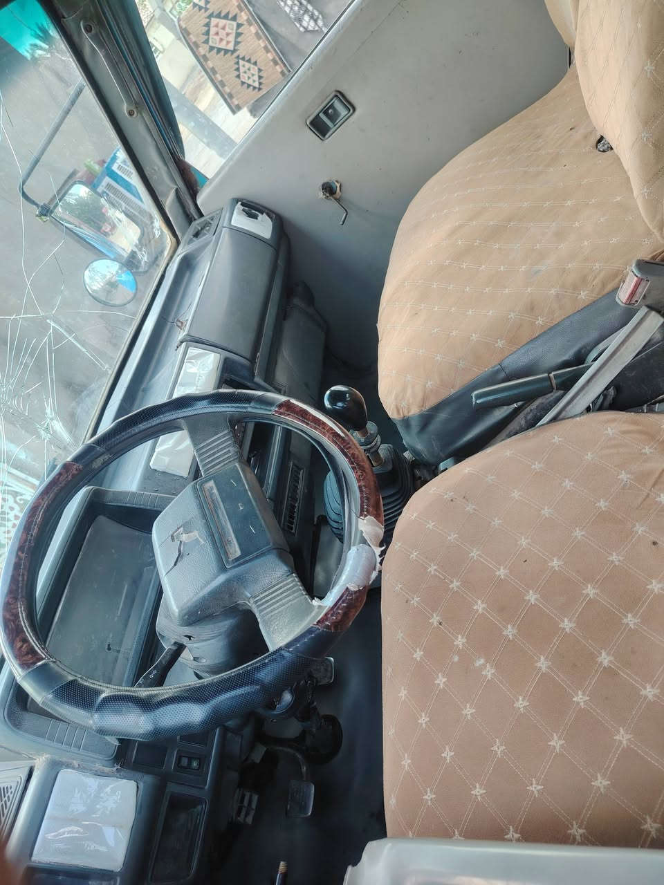 السلام عليكم كيه موديل 94تحويل مباشر كير محرك اكسن شواصي مكفولات 7جنكال السعر 45و مجال بسيط العنوان بابل اتصال ***********
