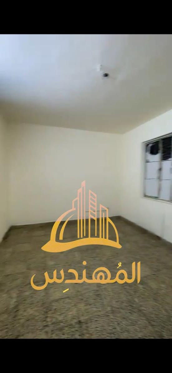 للإيجار – للطلاب فقط
شقة سكنية مريحة تتكون من:
▪️ غرفتين نوم
▪️ صالة واسعة
▪️ مطبخ
▪️ حمام

🔹 تقع في الطابق الثاني
🔹 مناسبة لسكن الطلاب
🔹 شقة مرتبة وجاهزة للسكن

📍 الموقع: الكرادة – نهاية شارع العطار

📞 للاستفسار والتواصل:
***********

🏢 شركة المهندس للعقار
الكرادة داخل – قرب جبار أبو شربت
