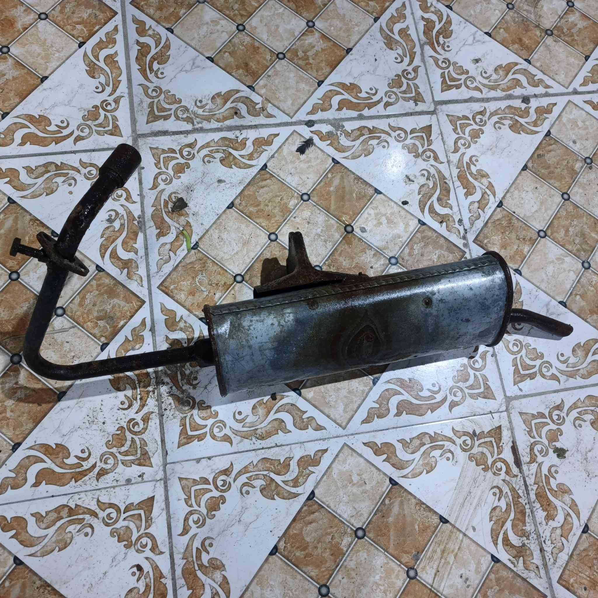 السلام عليكم
غراض بياجو للبيع 

ماشه ابياجو جديده بلجيس ب٨٥ الف 

كزوز بياجو نضيف مستعمل قليل ب٣٠ الف 

البصره شط العرب الجزيره

***********
