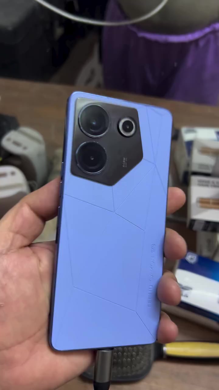 السلام عليكم تكنو كامون 20 برو فايف جي اخو الجديد بيع او مراوس


**إذا كنت صاحب هذا الإعلان وتريد حذفه لأي سبب، رجاءا أرسل رسالة إلى الدعم الفني**