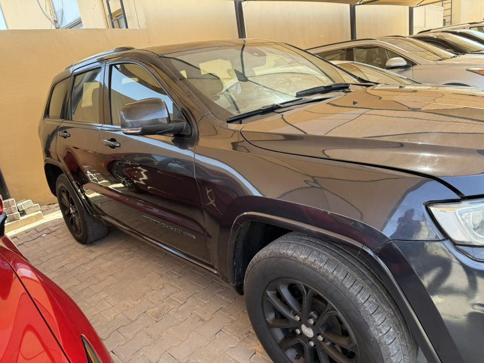 🚗 للبيع: جيب
📍 مكان السيارة: كربلاء 
📞 للتواصل:***********
💰 السعر:١٤٠ وبيه مجال
🛠️ المحرك:6 سلندر 

•
•فول فول خنك

⚠️ 
•  
• وارد خليجي
• رقم السيارة: بغداد
• لون السيارة: اسود
• باسم المالك- شرط امداور
