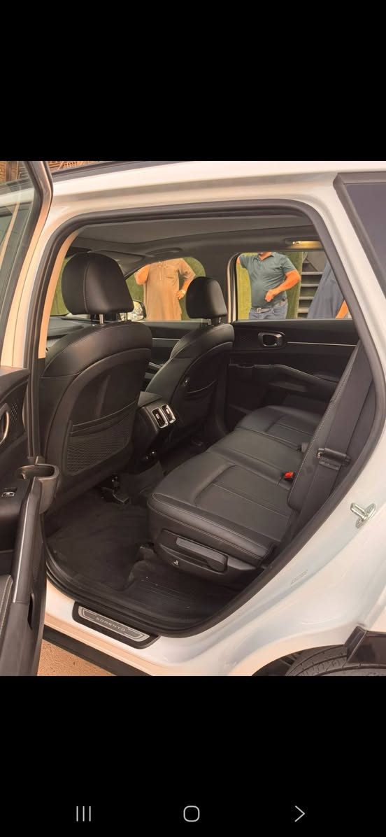 كيا سورنتو موديل ٢٠٢٣ وارد امريكي حادث جنطه راجعه بارد مثل ماموضح بالصور ماشيا ١٨ الف
فول مواصفات رقم بغداد تحويل ثاني يوم
السعر ٣٠الف
للتواصل ***********٩
