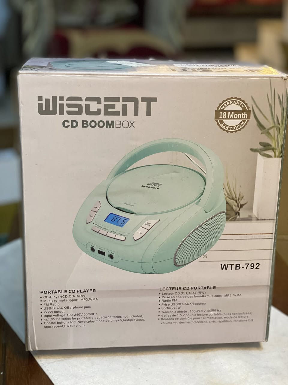 مشغل أقراص مضغوطة محمول (بومبوكس) من ماركة WISCENT موديل WTB-792، ويتميز بالتالي:    يحتوي على راديو FM ومشغل أقراص يدعم صيغ MP3 و WMA. يوفر خيارات توصيل متعددة: بلوتوث، USB، و AUX، بالإضافة إلى مقبس سماعة رأس. يحتوي على مكبرات صوت مدمجة بقدرة إخراج \(2\times 2\) واط. يمكن تشغيله عبر الطاقة الكهربائية أو بواسطة 4 بطاريات. السعر 15.000 الف


**إذا كنت صاحب هذا الإعلان وتريد حذفه لأي سبب، رجاءا أرسل رسالة إلى الدعم الفني**