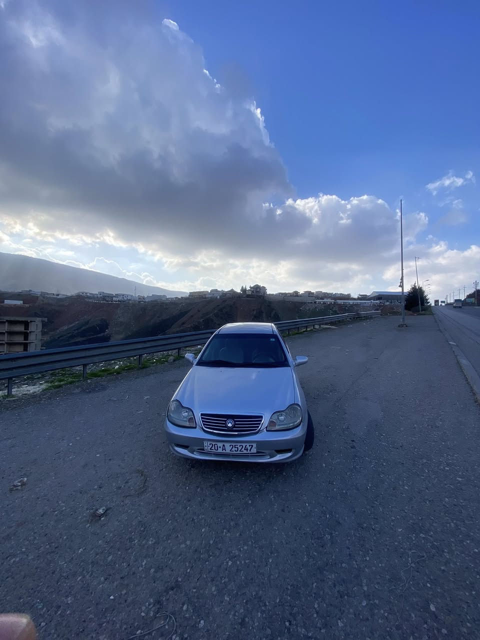 يا الله السلام عليكم اخواني سياره سي كي موديل 2009 سياره معمره جديد باقي بس الداخل يرادله ترتيب امه خارج طخم حداده كله فول علا اخر حبه نقصه بس الداخل شويه يرادله دوشمه و ترتيب كير محرك يارس كير اوتو شرط تشتري من الشرعي تحويل مباشر رقم مصطره سياره مال بيت مال جنيه السعر ٣٥ و بيها مجال لطيبين *********** موجود واتساب ***********
