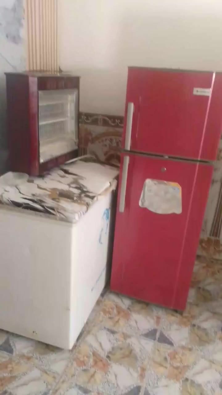 ثلاجات ومجمدات وبراد البيع نضافه خير من الله على الفحص والضمان الشراي خاص او التصال على الوستاب ***********
