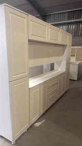 كاونترات قياس ٣متر خشب تركي HDF متوفر جميع الموديلات العنوان واسط نعمانيه شارع جعفر الطيار مقابل معرض أبو نور للسيراميك اي استفسار مراسلة الصفحة او الاتصال على *********** /***********
