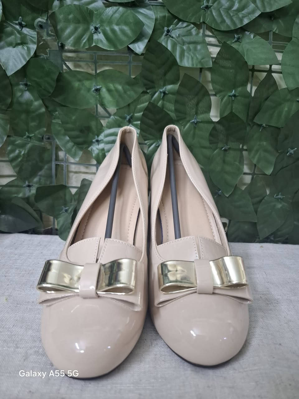 متوفر احذيه نسائيه التفاصيل والقياس مذكور داخل الصور
سعر القطعه خمسه 
متوفر توصيل لكل مكان خمسه


**إذا كنت صاحب هذا الإعلان وتريد حذفه لأي سبب، رجاءا أرسل رسالة إلى الدعم الفني**