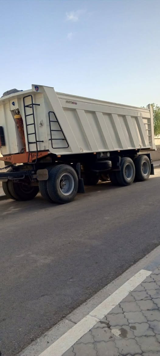 مقطورة قلاب دنكيرين 16  كفاله عامه السعر 180  للاستفسار *********** _ ***********
