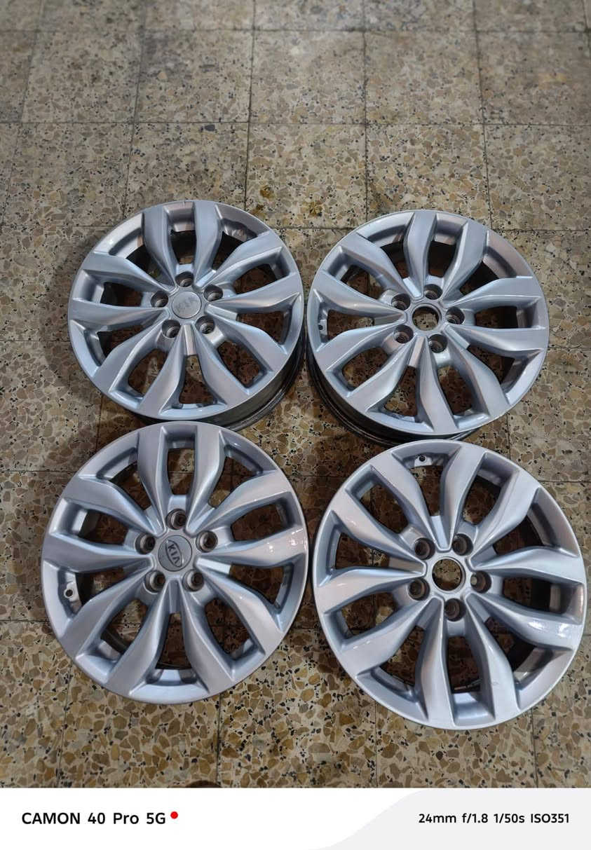 للبيع او مراوس
حجم 17 اوبتما مكفول ومصبوغ حراري 
مكاني كربلاء طويريج السعر  300.  
***********
