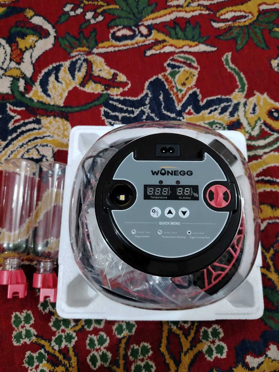 فقاسه للبيع تاخذ ١٢ بيضه اوتامتيك سعرها ٤٥ الف
‎0789 383 5702
