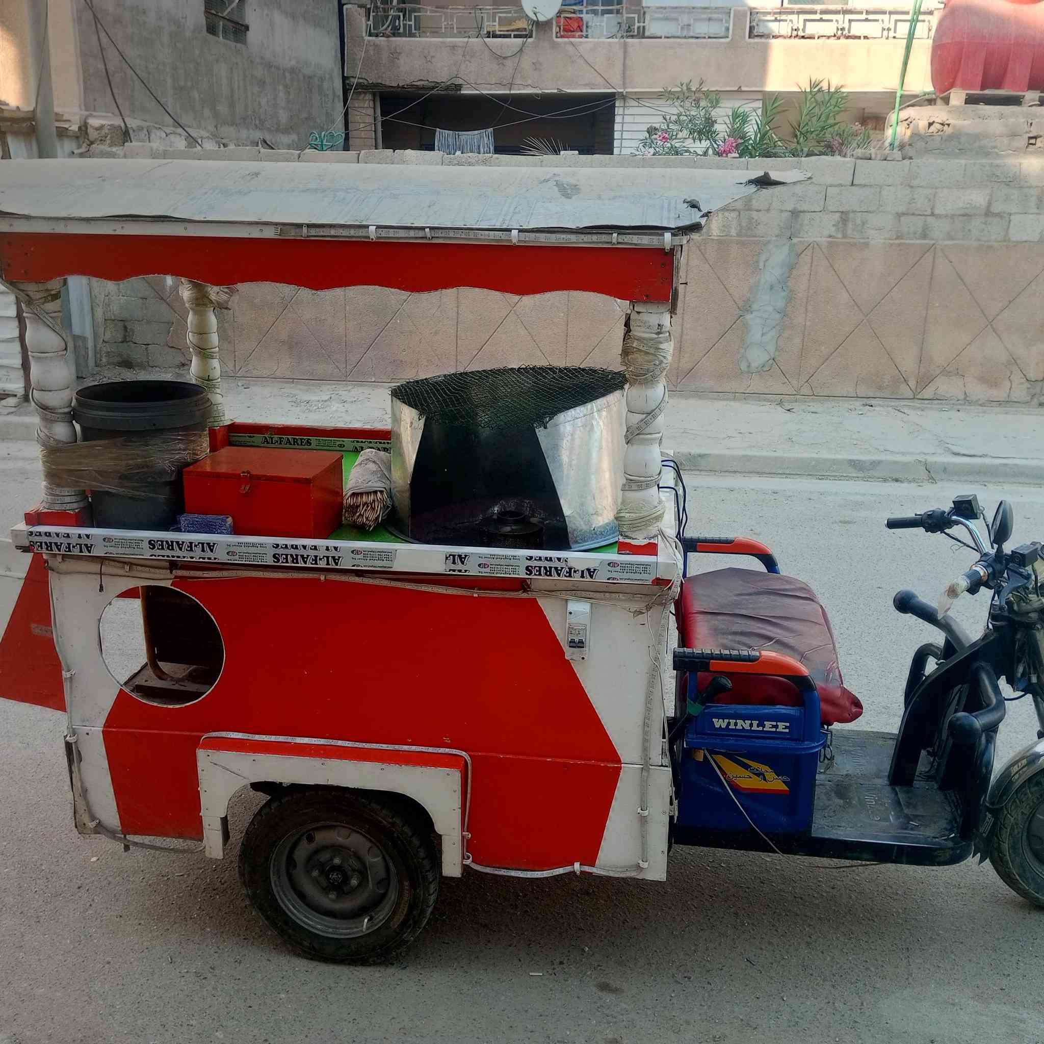 ستوته شعر بنات للبيع البكان بغداد بياع السعر خاص  حي نقص ما بيها***********
