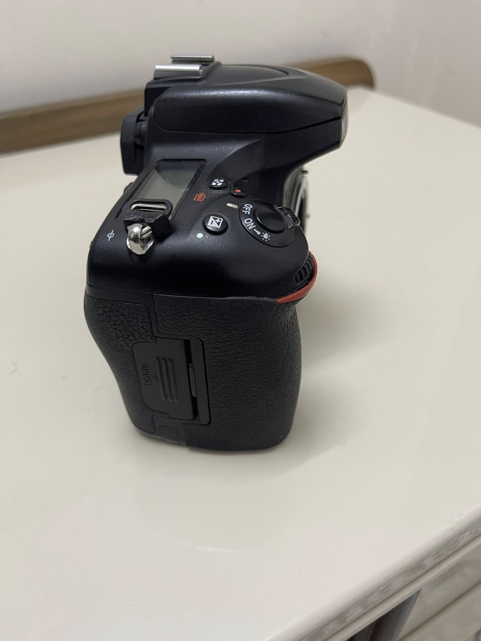 السلام عليكم نيكون d750 شتر 24 الف النظافة مثل ما موضح بالصور ملحقات بطارية +شاحنة  سعر 900 وبيها مجال 
*عدسة 24-120 نانو كرستال + كارتونة سعر 450 وبيها مجال 
*عدسة 70-200 سيگما جيل ثاني + جنطتها سعر 850 وبيها مجال 
مكاني بغداد البلديات للتواصل :
***********
