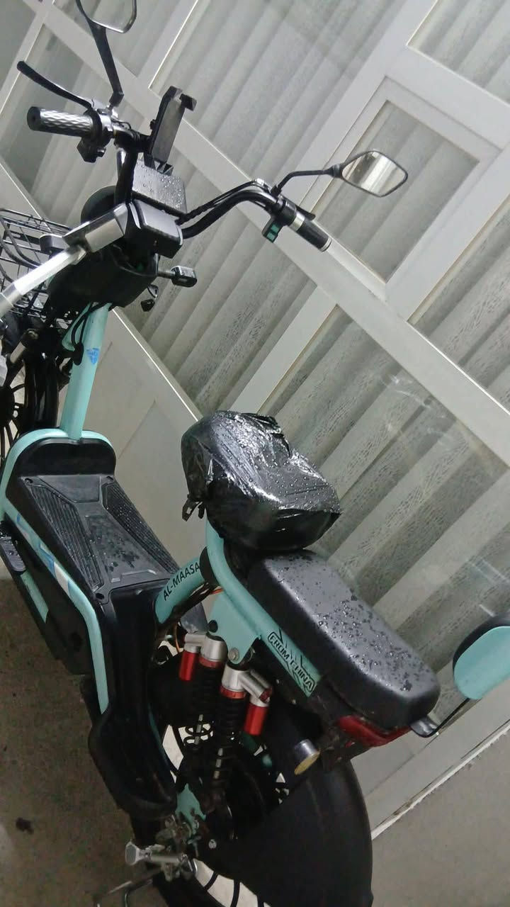 ماور شحن حجم 20 نوعية الماسه 5 بطاريات كبار وبشرط السرعه 99  كلشي شغال على فحص بشرط مكان أربيل سعر 325الف.
*********** وتس اب
