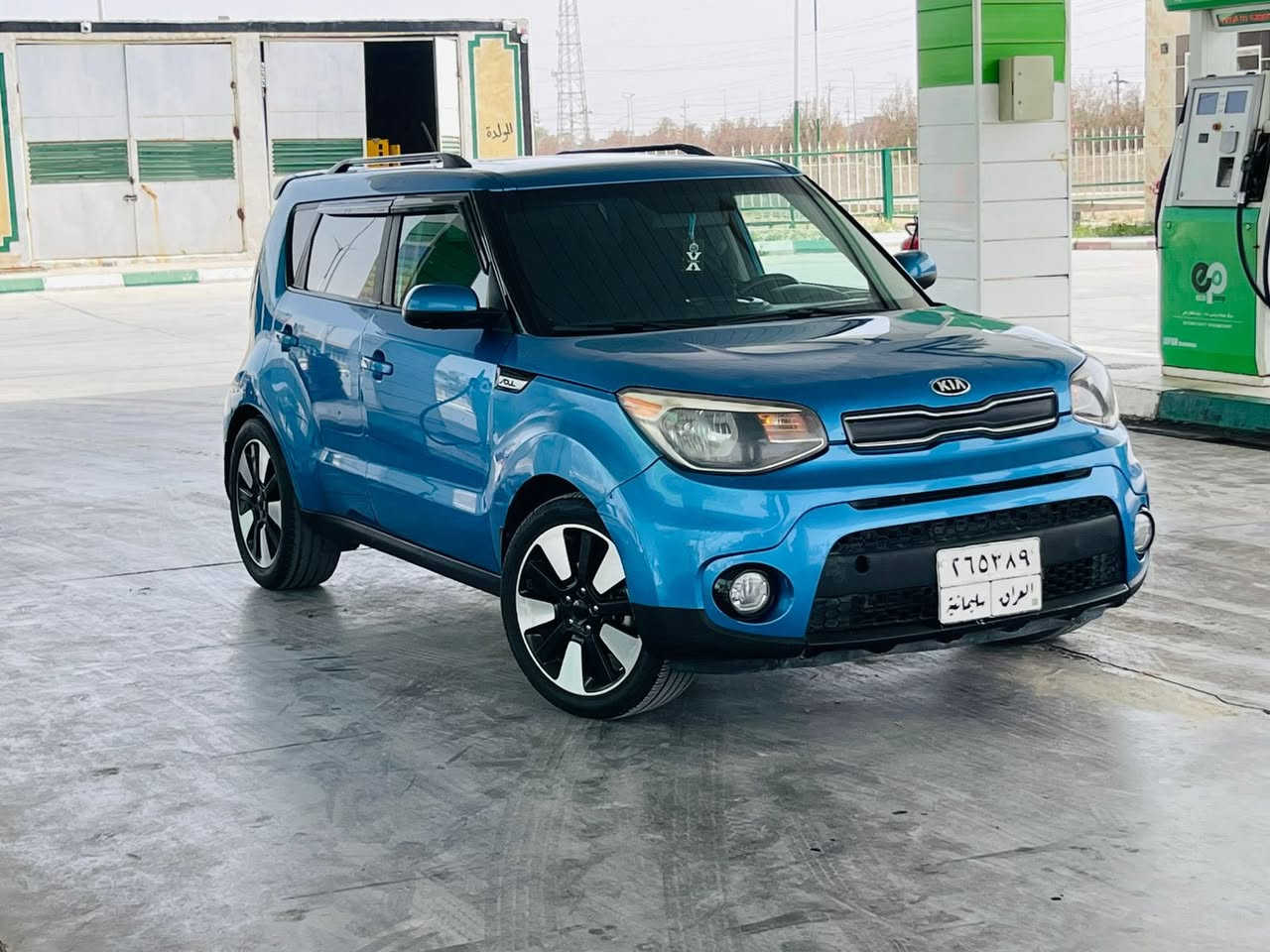 سلام عليكم 
كيا صول موديل 2018 
مكينة 2000
وارد امريكي حادثها بنيد وجاملغ 
السعر 125 وبيها مجال بصيط 
***********
