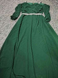 مقاس 30 • ملبوس مرة وحدة • ملابس نسائية