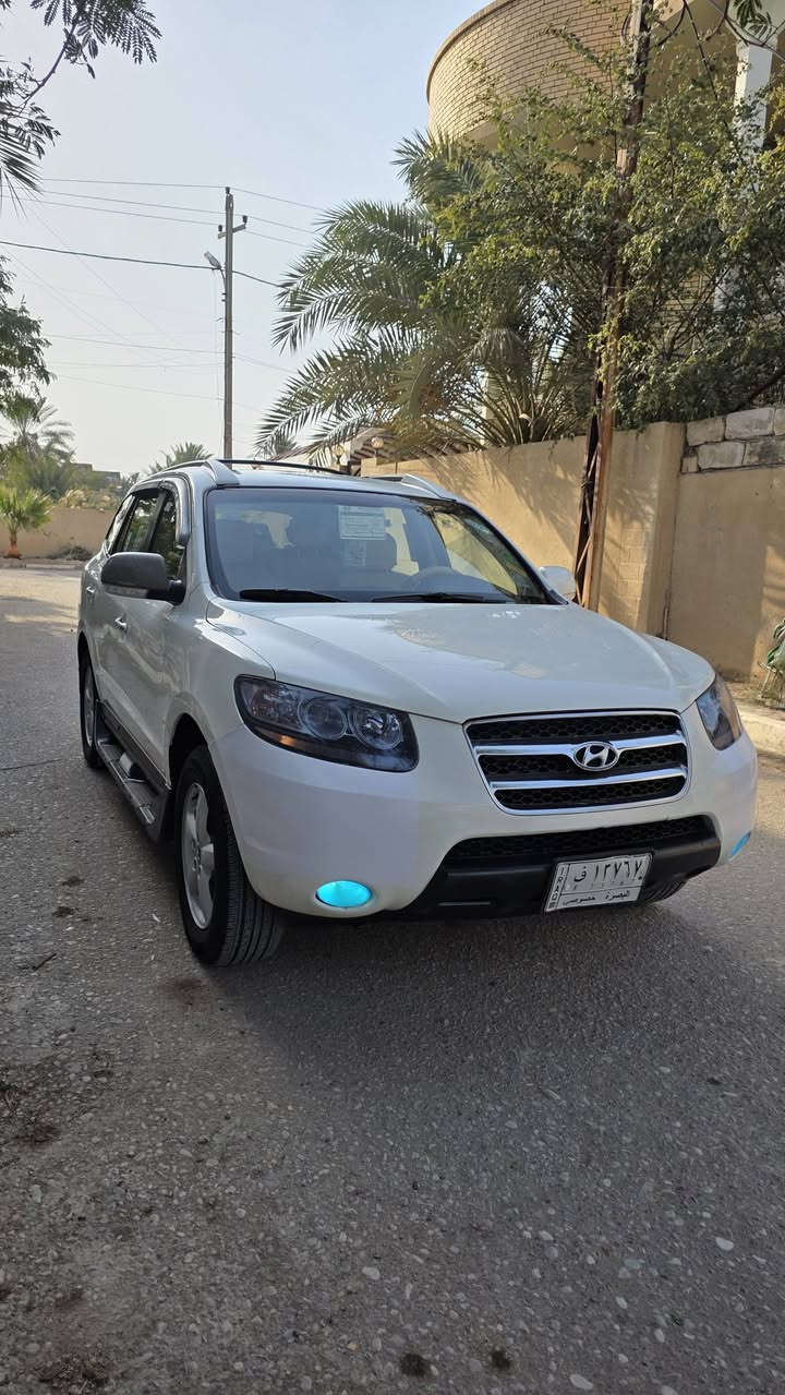 الهم صلي على محمد وآل محمد 
سنتافيه خليجي فول مواصفات  فتحه سقف 
داخل جلد فول كلش 
تحكم ستيرن عينه اليزريه  تبريد لمس 
كامره حساس لايت زنون 
سبعه راكب 
لا ضربه لا صبغ لا تبديل كفاله عامه 
شرط سونار تاخذهه
سياره جديده كلش 
محرك ما مفتوح بلاد سته سلندر سياره ستخدامهه  قليل كلش
حداده تخم تاير جديد كلش عليهه ادامه كامله هسه 
مديل 2010
مكانهه بصره قضاء المدينه الهوير 
سعر جوه سوك ١٣٨ بيهه مجال بصيط 
شراي عليه بل عافيه 
تواصل ***********
