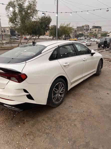 موديل ٢١ خليجي السياره استلام شركة بعد سنتين تخلص وتصير حره بيه صبغ بالدعاميه الاماميه شبرين اثر طخه وبيه اقل الشبر بالجاملغ الخلفي جهة الايمن السياره جدا نظيفة احلى من الصور مكاني بغداد. السعر 175 للاستفسار الاتصال على الارقام التالية

***********
***********
