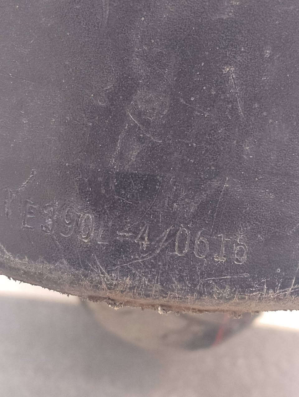 نوزل للبيع السعر 550 مستعجل على البيعه 
مكاني كربلاء الحسينيه الطف 

الدراجه مفتوح بس الكور  

و كفراتها ختم واحد ويه المحرك 

و هاذه رقم الواتساب ***********
