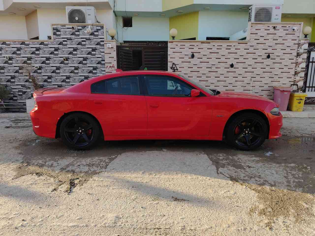 جارجر rt 5700 سوبر تراك باك
فول عدا الفتحة
مكينة جديدة بالكارتون قبل شهر شادهة 
كير وحدادية وتبريد مكفولات
مبية كل نقص دير سلف وتطلع  
ويل 20 نجمة خسفة قوية وتخم تاير جدد
دكمة سبورت 
رادار امامي تحديد مسار
رادار خلفي
مري هيتر ورادار جانبي نقطة عمياء وقلاب 
كشنات تدفئة تبريد
ستيرن تدفئة 
شاشة جبيرة وكامرة
الكشنات كهرباء والسايق ميموري 
مراية تعتيم 
السيارة موديل 15 رقم بغداد سنوية لل28 
الحادث فقط بنيد مبدل وبارد حك 4 اصابع بجاملغ عكس سايق  صور الحادث مرفقة
مكاني ديوانية اتصل ***********
السعر 180 وبي مجال مستعجل ع بيع
