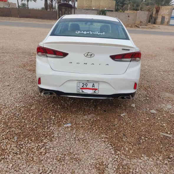 سوناتا 2019 
سياره خليجي المحرك 2400 ماشيه 325
بيها طخه بالجنطه وبدلتها فقط فول عده الفتحه
-ناقل حركه ست سرعات اوتماتيك
-ويل 17 

- شاشة عرض الاعطال
كامره خلفية
-تحكم ستيرن جهتين
تخم تاير جديد سبوع من نشد عليه
-تحكم بل مري جانبيه كهربائي
-نافذه السائق auto 
-شاشه لمس 
-مدخل AUX+USB
_حداديه جديده غراض كله mobs
-تربيد ثلاجة
وباقي الموصفات المعروفة 
السيارة رقم واسط بسمي

سيارة جاهزة  السعر 163 مع المجال 

مكاني ب/ الديوانيه قضاء عفك ***********
***********
