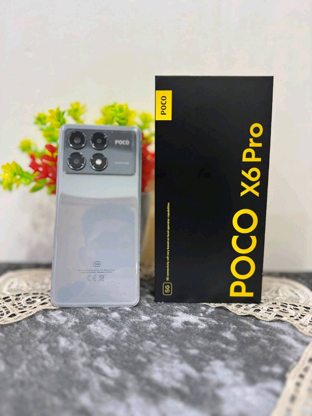 وحش الأداء Poco X6 Pro (نسخة الـ 512 جيجابايت)
السلام عليكم، للبيع هاتف Poco X6 Pro في حالة ممتازة، النسخة الأقوى والأعلى بمساحة تخزين هائلة. الجهاز غني عن التعريف ويعتبر الخيار الأول لعشاق الألعاب والأداء السريع.
⚙️ المواصفات التقنية:
المساحة الداخلية: 512 جيجابايت (نوع UFS 4.0 الأسرع عالمياً).
الذاكرة العشوائية (RAM): 12 جيجابايت + 12 جيجابايت إضافية (مجموع 24 جيجابايت) لأداء فائق السلاسة.
المعالج: Dimensity 8300-Ultra ثماني النواة بتردد يصل إلى 3.35 جيجاهرتز.
النظام: يعمل بأحدث واجهة مستقرة (WNLMIXM.3.0.6.0) مع آخر تحديث أمان (أبريل 2026).
الشاشة: AMOLED مبهرة بتردد 120Hz بدقة 1.5K.
البطارية: 5000 مللي أمبير مع شحن صاروخي 67 واط.
رقم الطراز: 2311DRK48G.
💎 حالة الجهاز:(الجهاز نضيف حيل استعمال مكتبي تجي وياه كامل ملحقاته)
💰 السعر:320 

مكاني الموصل ايسر

