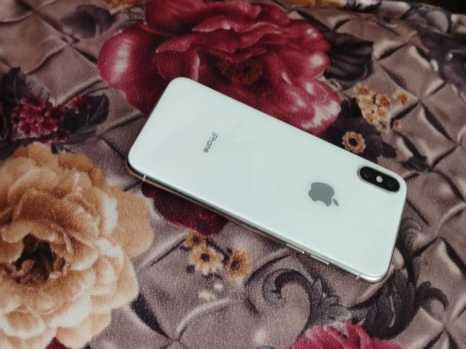 سلام عليكم
موبايل ايفون X عادي 

ذاكرة 64 بطارية 🔋 100 

مبدل شاشة وبطارية جهاز نضيف 

سعر 120 وبس مجال حك الجية 

مكان موصل جديدة دورة 19 

رقم الهاتف ***********
