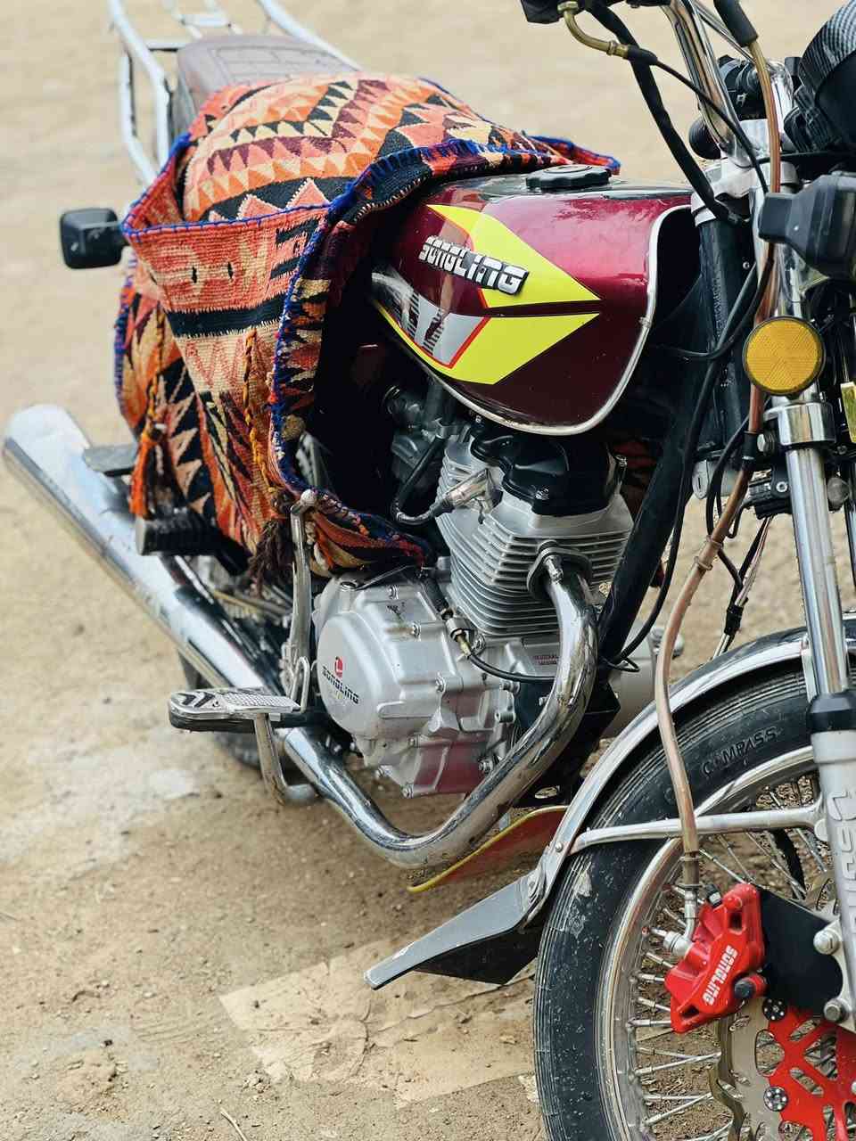 السلام عليكم
دراجه تايكر 24 
دراجه نضافه خير من الله 
اوراق كامله 
وبع ماذب عليهه 
مكفوله 
***********
