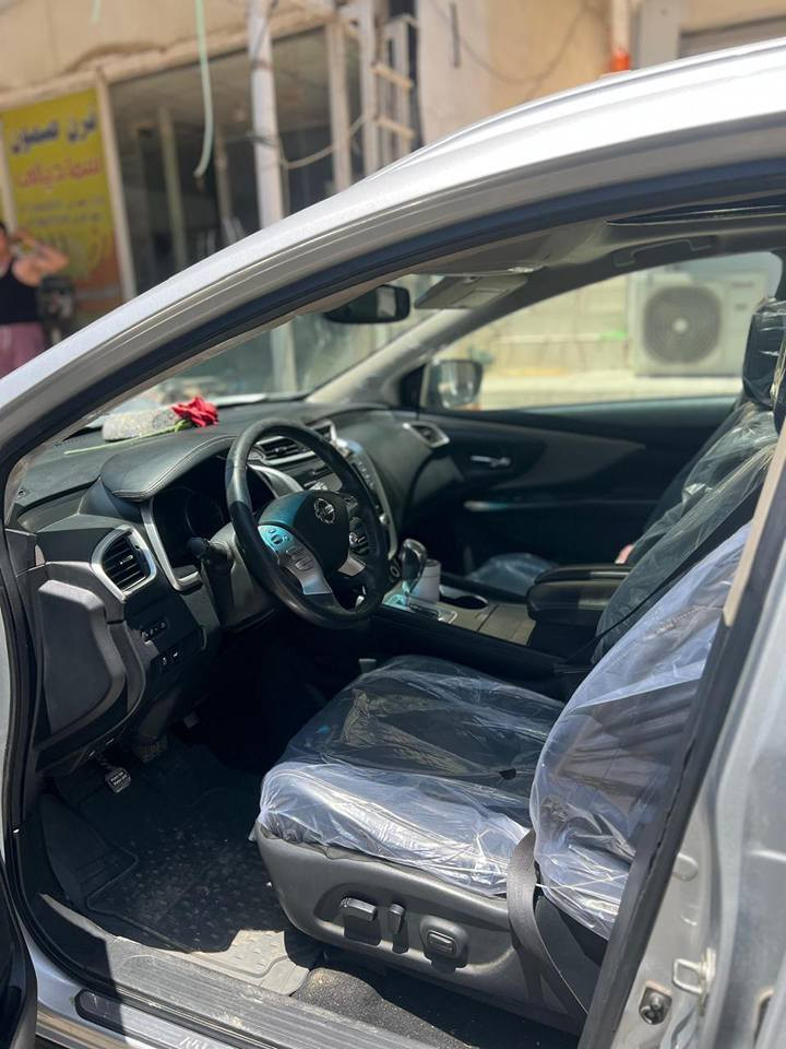 نيسان مورانو موديل 2017 فئة SL فول مواصفات
رقم اربيل انكليزي سنویة جدیدة بأسمنه محرك وكير اوتماتيك  بلادي حجم محرك 3500  6 سلندر تبريد 2 قطع شغال شوي منقص غاز تدفئه شغاله صدر خلفي ومامي كله مضبوط  تخم تاير  ويل كب حساسات ويل كشنات جلد كهرباء مريا عاكس ضوء بانوروما قطعتين فتحة كاملة
تحكم ستيرن جهتين  شاشه  كامره 360   سياره وارد امريكي حلوه وناعمه حادثها وسونارها مرفق للبيع رايدهه 136 وبيها  مجال سیارة  عنوان ديالى - بعقوبة رقم موبایل *********** بعقوبة, ديالى
