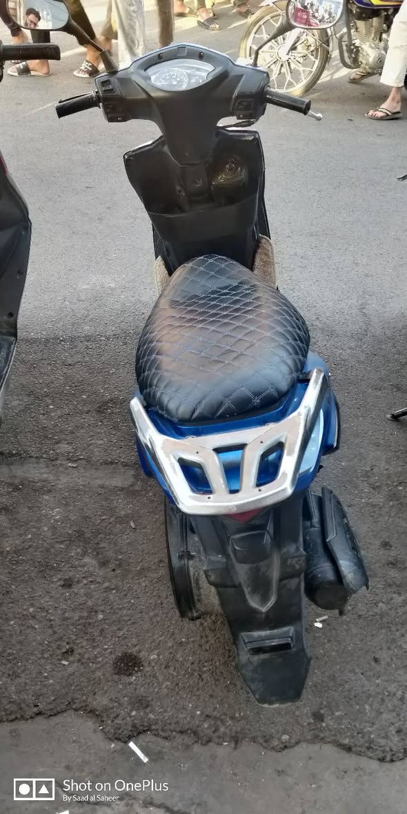 دراجه هاوجي للبيع 
شغال وعلى الفحص 
المكان الرمادي 
السعر 380 الف 
للتواصل على الواتس اب 
***********
