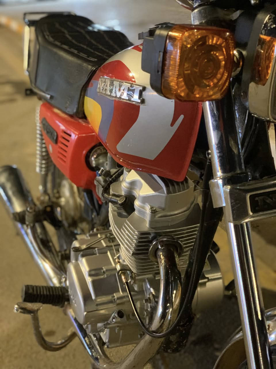 سلام عليكم دراجه ايراني تعمير كله اصلي شاصي أوراق بسمي سعر خاص لمو شراي لا يتعبني رجاء وهاذه رقمي ‭٠٧٧٨ ٢٦٥ ٤٣٤١‬
