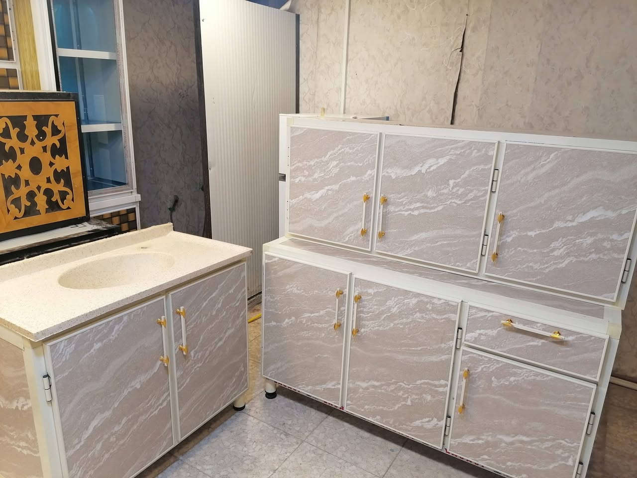 السلام عليكم كاونترات مستخدمه نضيفه كلمن وسعره عنوان بغداد الشعب اكو خدمة توصيل بكروه داخل بغداد ***********
