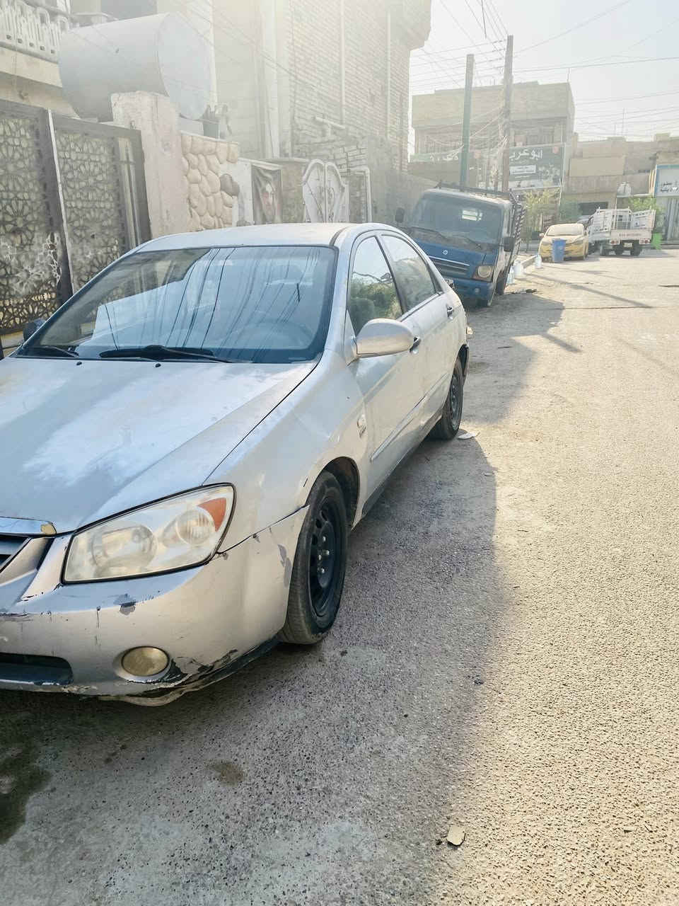 اسلام عليكم  احبتي اقره المنشور عدل رحمه لامك
سبكترا 2006 
محرك 2000
كير مكينه بالكارتون 
تبريت 🥶تدفئه 😡

تخم تاير 🛞
صدر امامي  خلفي جديد 🏎️
دبلات اسم طسه ماتسمع 
السياره مكفوله من التبديل والضربه 

شاشه 🖤💚🩷🎼🎹
زراكات  ماسحات 
رقم  بغداد صدامي  
سياره  بيه سنويه  تفاصيل  
اكفلك 
سرقات  غرمات 
صاحبه بكربله او شايل  ماندله عندي  بس عنوانه  ميطلب  عليه  ربع 
ابيع كوم  حديد  مكان السياره بغداد
السعر 40$
***********
