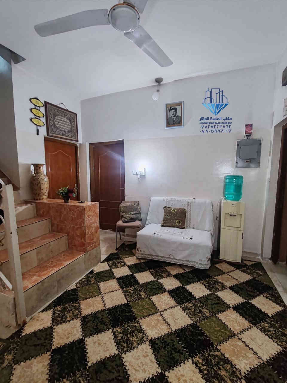 دار للبيع...
(طابو صرف) طابوق السقف صب مسلح 
المساحة //٢٥٠متر
الموقع // المسيب _ قرب نزلة اولاد مسلم ع _ فرع باسم دبل
السعر // 160 مليون مناسب جدآ بالنسبة للصرف
التفاصيل..
استقبال + غرفتين + مطبخ + صالة + مجمع صحيات ومنورين سنة البناء ٢٠١٠ مع اضافه ملحق اضافي مطبخ مع حمام وصحيات ((يصلح دارين))
للإستفسار //***********
                   ***********
عنوان المكتب //المسيب _ شارع ابو الجاسم ع مقابل حي المهندسين
#مكتب #الماسة #للعقار
