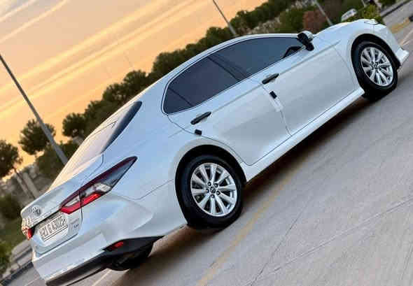 تويوتا كامري 2023 شركة ساز 
عشاق_تيويوتا_كامري_ياباني_اصلي
شركة_ساز_ماشية20الاف_كيلو
السيارة_بيها_كتاب_تضليل_بلسنوية_لمدة_سنة
رقم_سلمانية_هزه_براد_ارقام_كلها_جديدة
المواصفات:
•سعة المحرك 2.5L •عدد AIR BAG 8 
 حساسات أمامية •لايت زينون + LED•كشاف •حساسات خلفية
 ويل كب عدد5 •شاشة •كاميرا دوارة •المقاعد لونين
أوضاع القيادة  Drive Mode •الانارة الداخلية LED•
مثبت السرعة Cruise •المودات والأوامر الصوتية•قطعتين تبريد
•حساسات ضغط اطارات•ABS نظام مانع الانزلاق•
‏ Auto Hold  أوتو هولد•هاند بريك كهرباء •نظام مانع الانزلاق
 اشارة في المرايا الجانبية قابلة للطي كهرباء
 • لايت عالي + ناصي زنون • كشاف زنون LED بلادي
غراض_شركة_كتلوك_اطافىة_سبير_عده_كلها_موجوده

الاستفسار 
الاتصال ***********__***********
