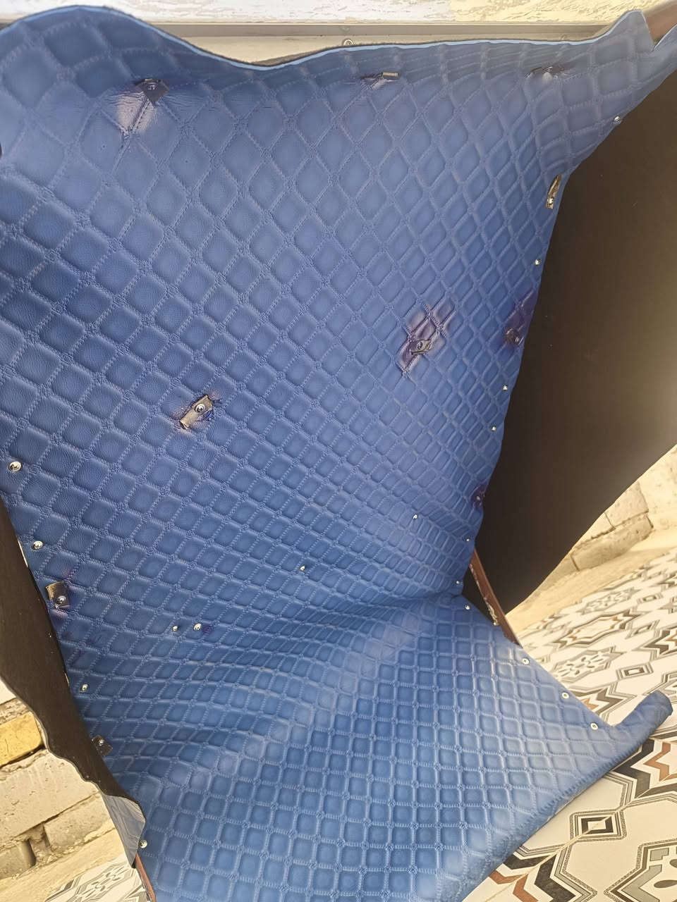 قماره ستوته للبيع نضيفه وجاهزه مغلفه من داخل مكان ديوانيه السعر ب115الف  وبيه مجال 
***********
***********
