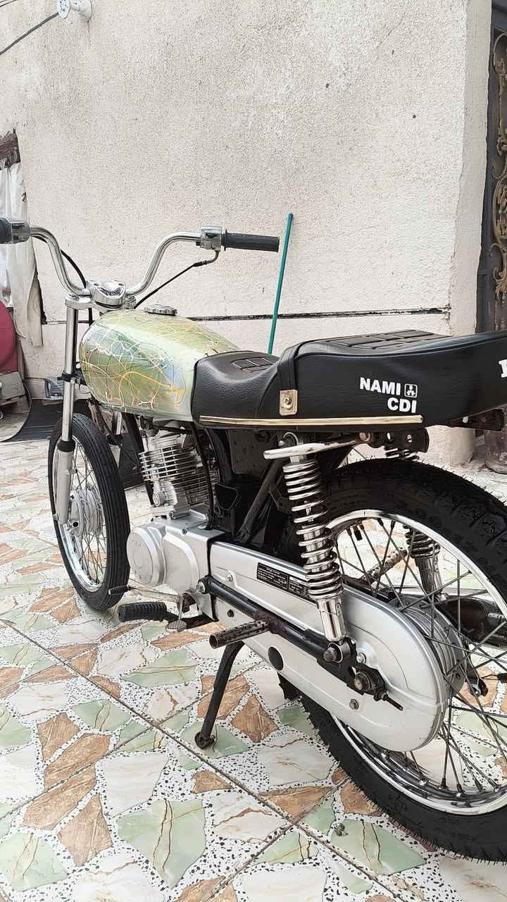 سلام عليكم دراجه نامه لبيع بدون اوراق مكينه مامفتوحه ***********
