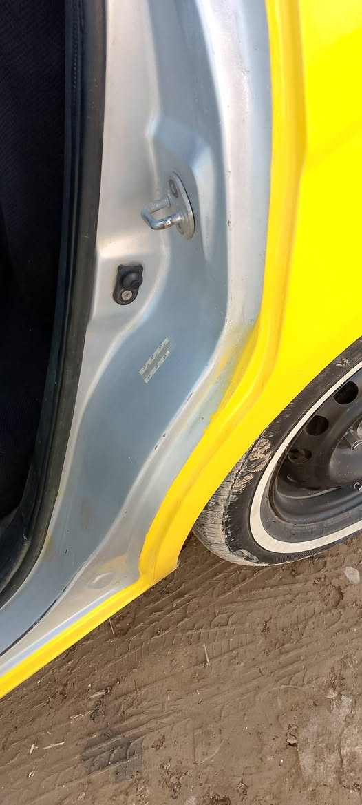 اكسنت 2009 لبيع امريكي فول اتوماتيك ضرر شبر بل داير الوره كود واحد عد قبق صندوك مدل بسمي شرط لتحويل كربون بيها الموصل الايمن السعر 103 وبيها مجال ***********
