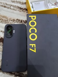 بوكو F7 • ذاكرة ٥١٢