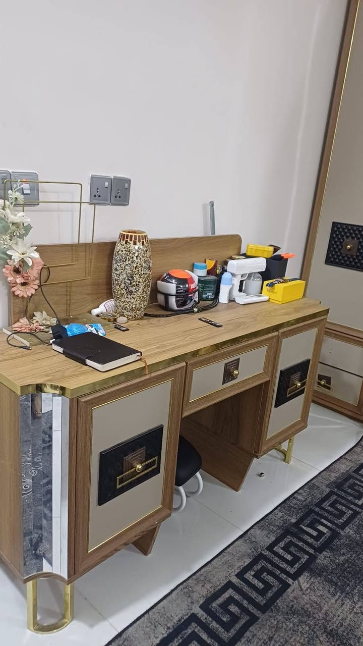 غرفه جديده للبيع استعمال قليل ماخذها بمليونين ونص اريدها ب٨٠٠


**إذا كنت صاحب هذا الإعلان وتريد حذفه لأي سبب، رجاءا أرسل رسالة إلى الدعم الفني**