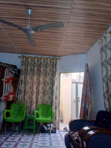 غرفه عدد 2 

صاله عدد 2

مطبخ عدد 2 

استقبال 

وتخاريج 

السعر مناسب جداً (28) مع المجال 

للستفسار اتصال +***********
