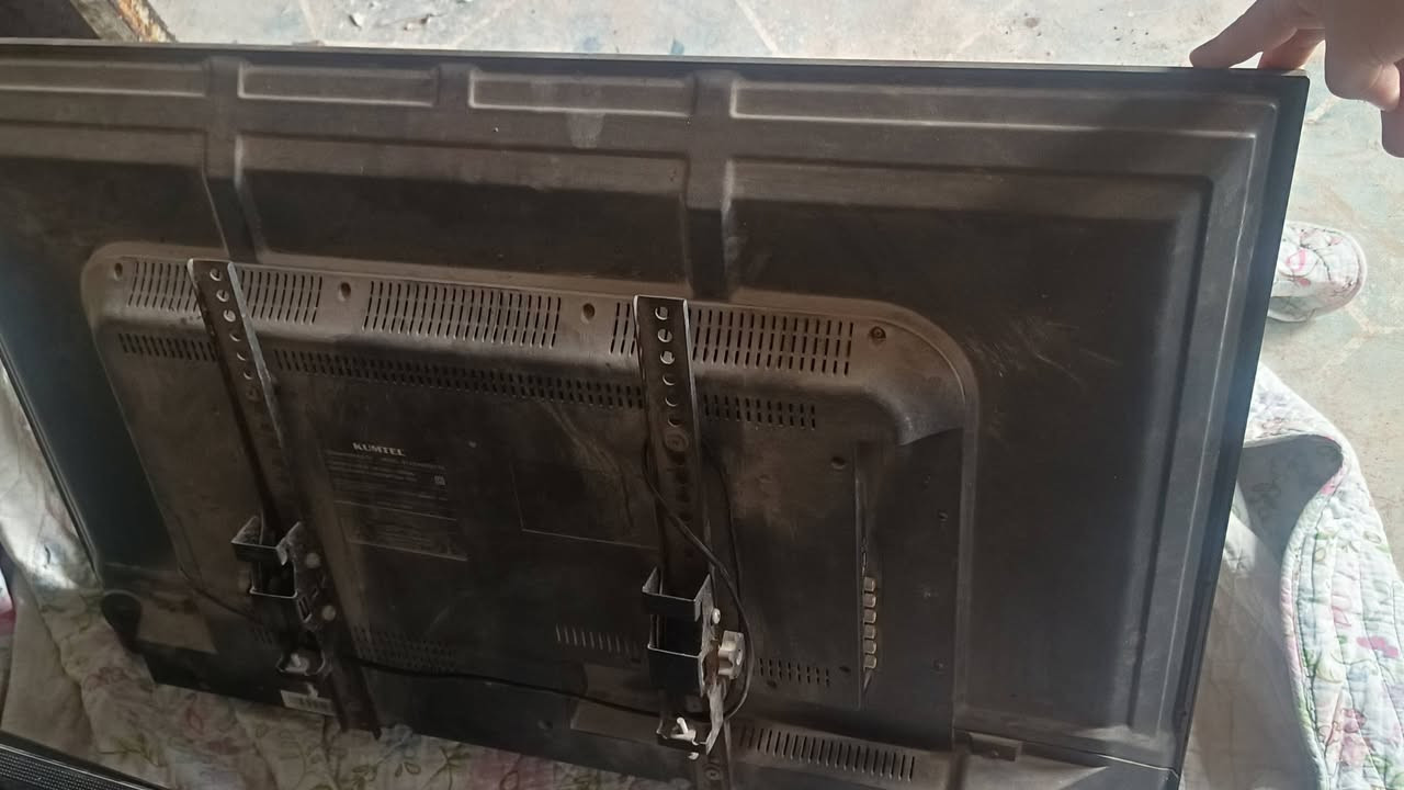 للبيع للبيع 
#غراض #مطعم  #للبيع 
#كراسي عدد 26
#فرن بيزا 
#ساحبات عدد 2
#شاشات (حجم 43) عدد 4
 #ميز بيتزا 
#شخاطات حديد 
#ثرامة 
#مغسلة
#مراوح جدارية 
#ستول حديدي


**إذا كنت صاحب هذا الإعلان وتريد حذفه لأي سبب، رجاءا أرسل رسالة إلى الدعم الفني**